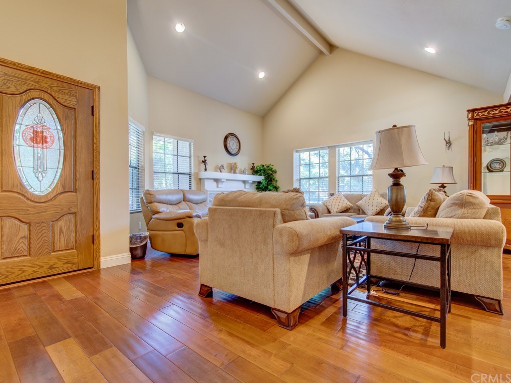 9 Firestone Irvine, CA 92614 - Photo 6 of 32