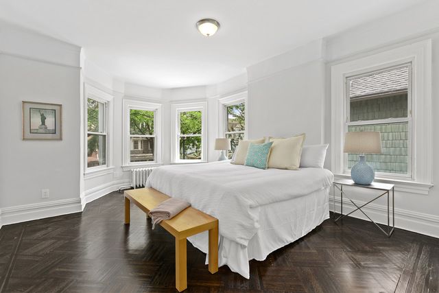 $1,915,000 | 500 East 24th Street | South Midwood