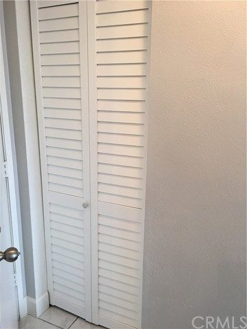 $350,000 | 955 East 3rd Street, Unit 405, Long Beach, CA 90802