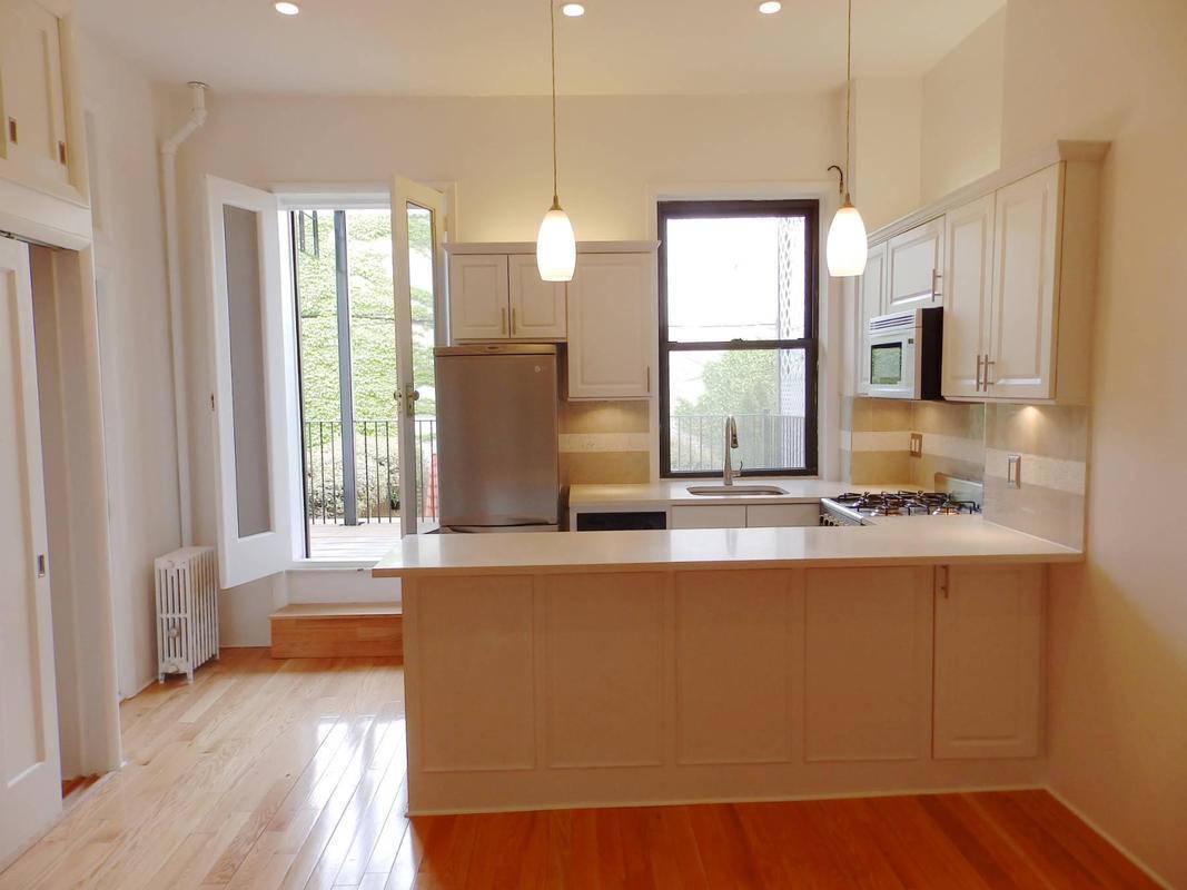 183 Adelphi Street, Unit 2 Brooklyn, NY 11205 - Photo 2 of 5