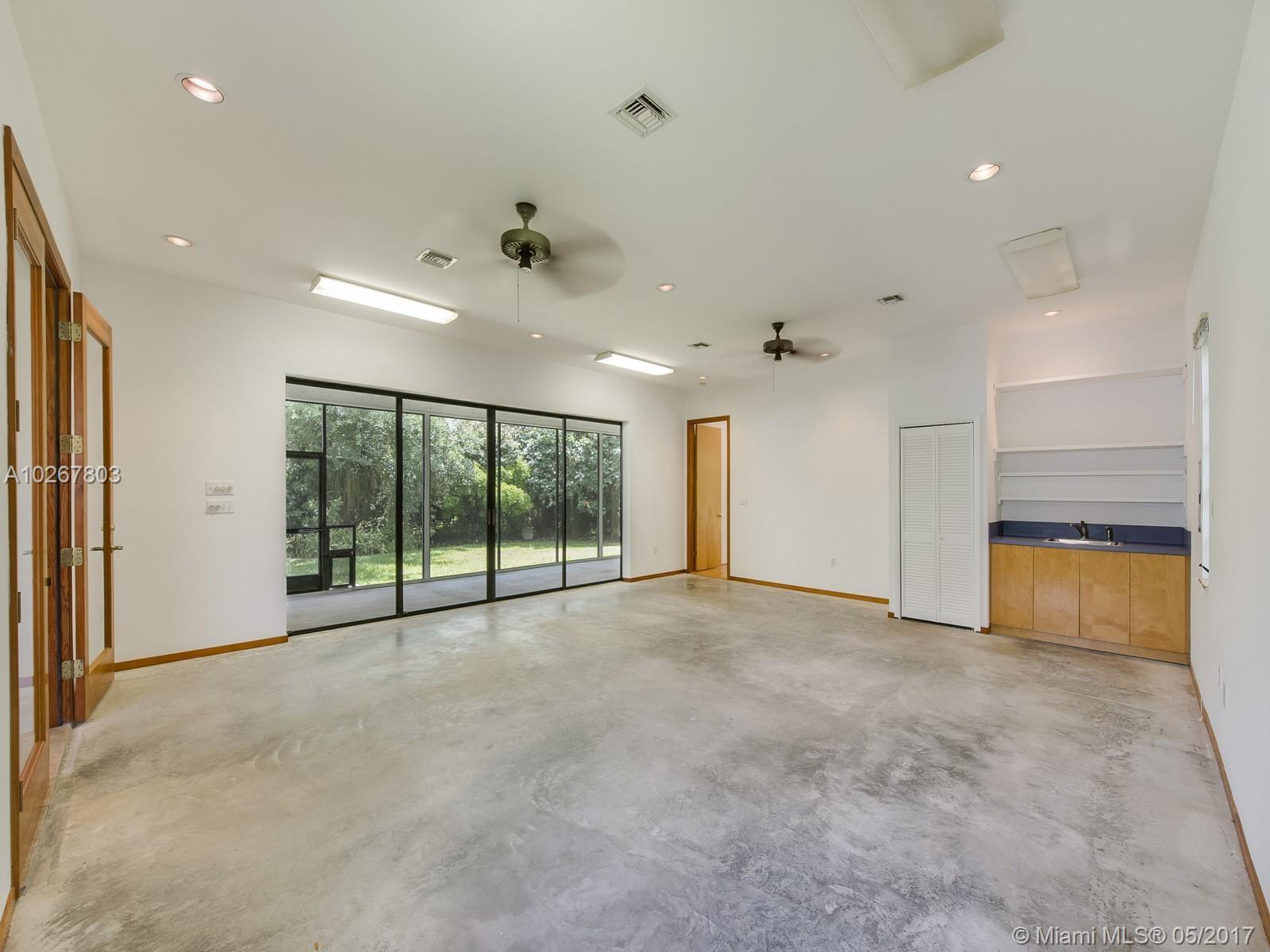 6090 Southwest 29th Street Miami, FL 33155 - Photo 10 of 14