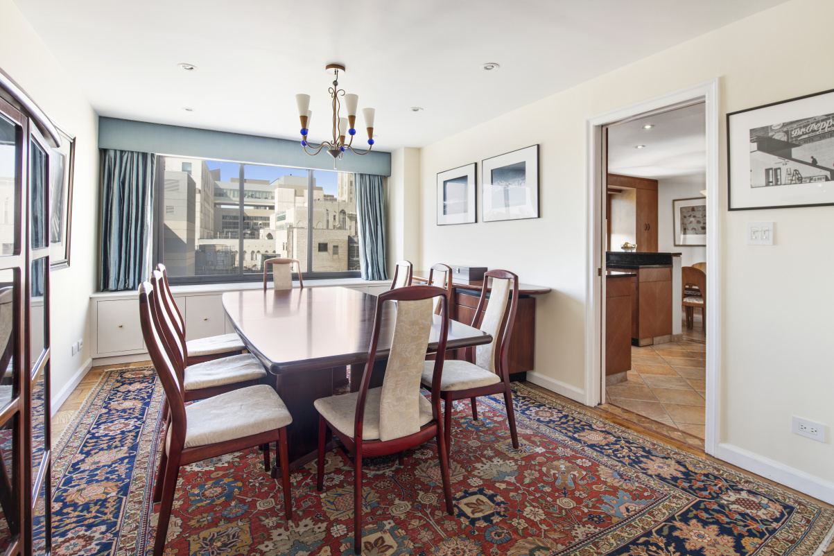 530 East 72nd Street, Unit 15EF Manhattan, NY 10021 - Photo 5 of 11