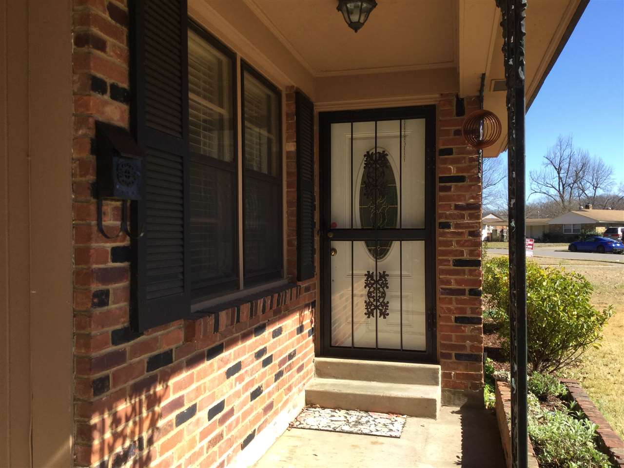 1587 Wilbec Road Memphis, TN 38117 - Photo 2 of 25 Gallery Image 2