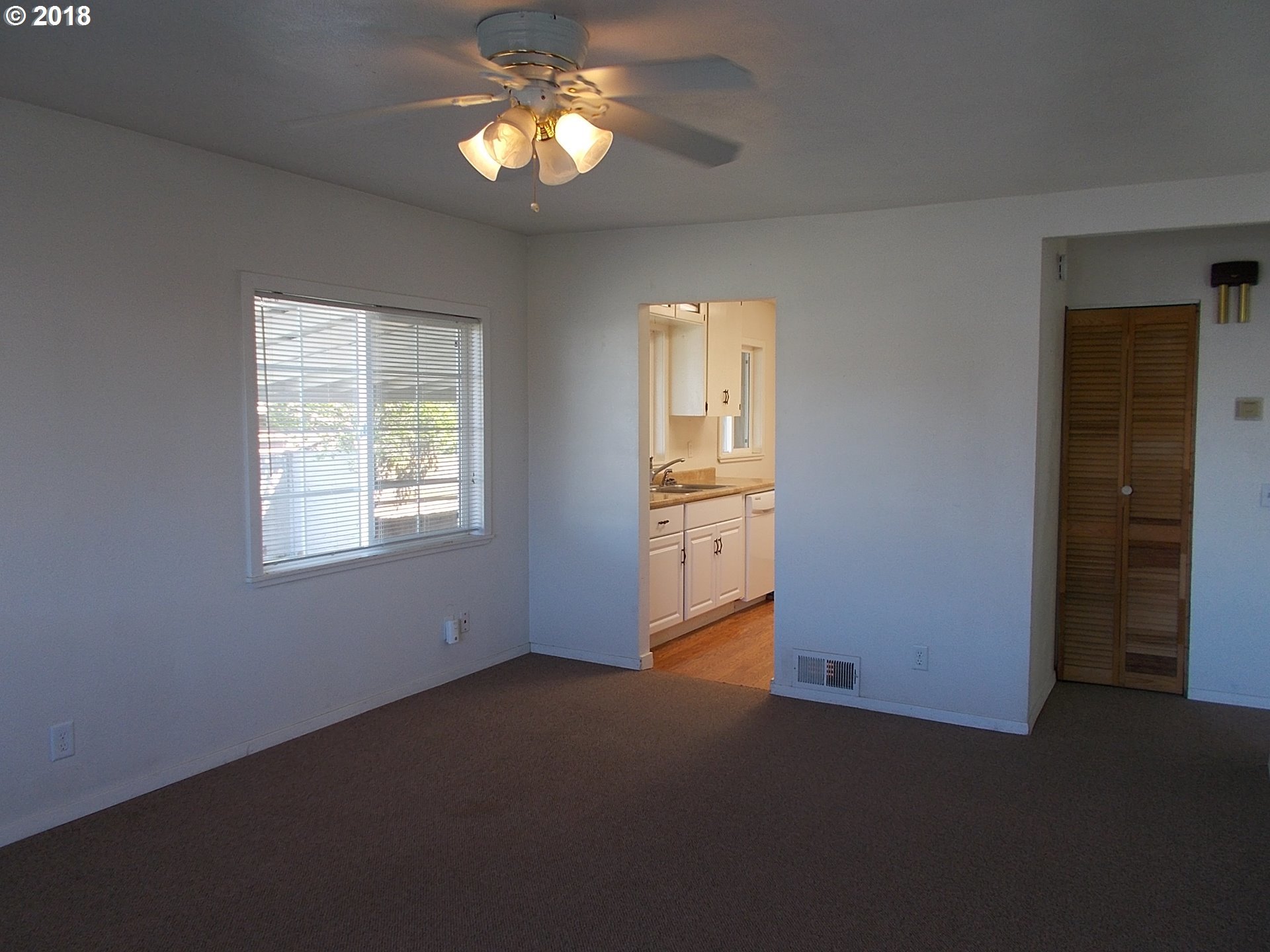 3040 Southwest Kirk Avenue Pendleton, OR 97801 - Photo 6 of 11