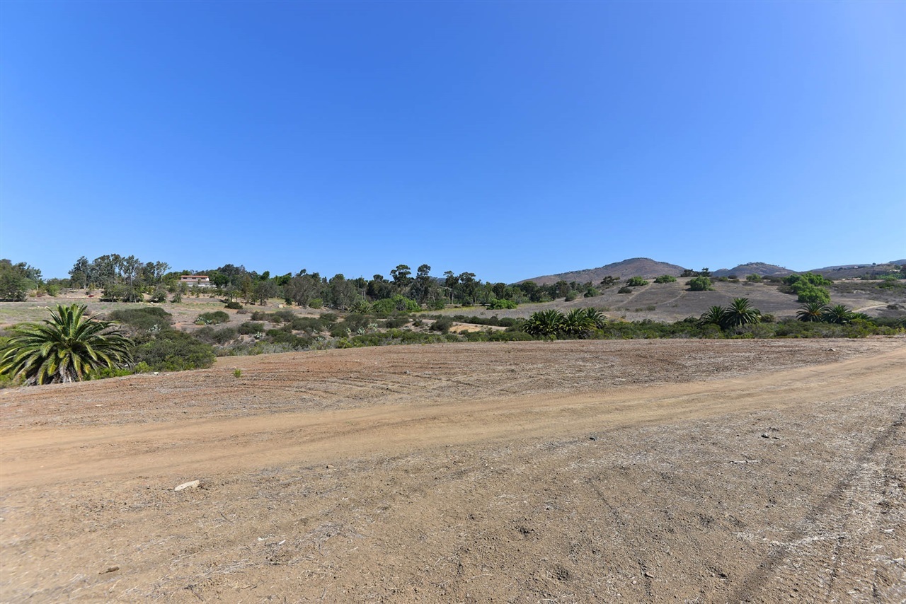 La Palma Rancho Santa Fe Ca Rancho Santa Fe, CA 92067 - Photo 2 of 3