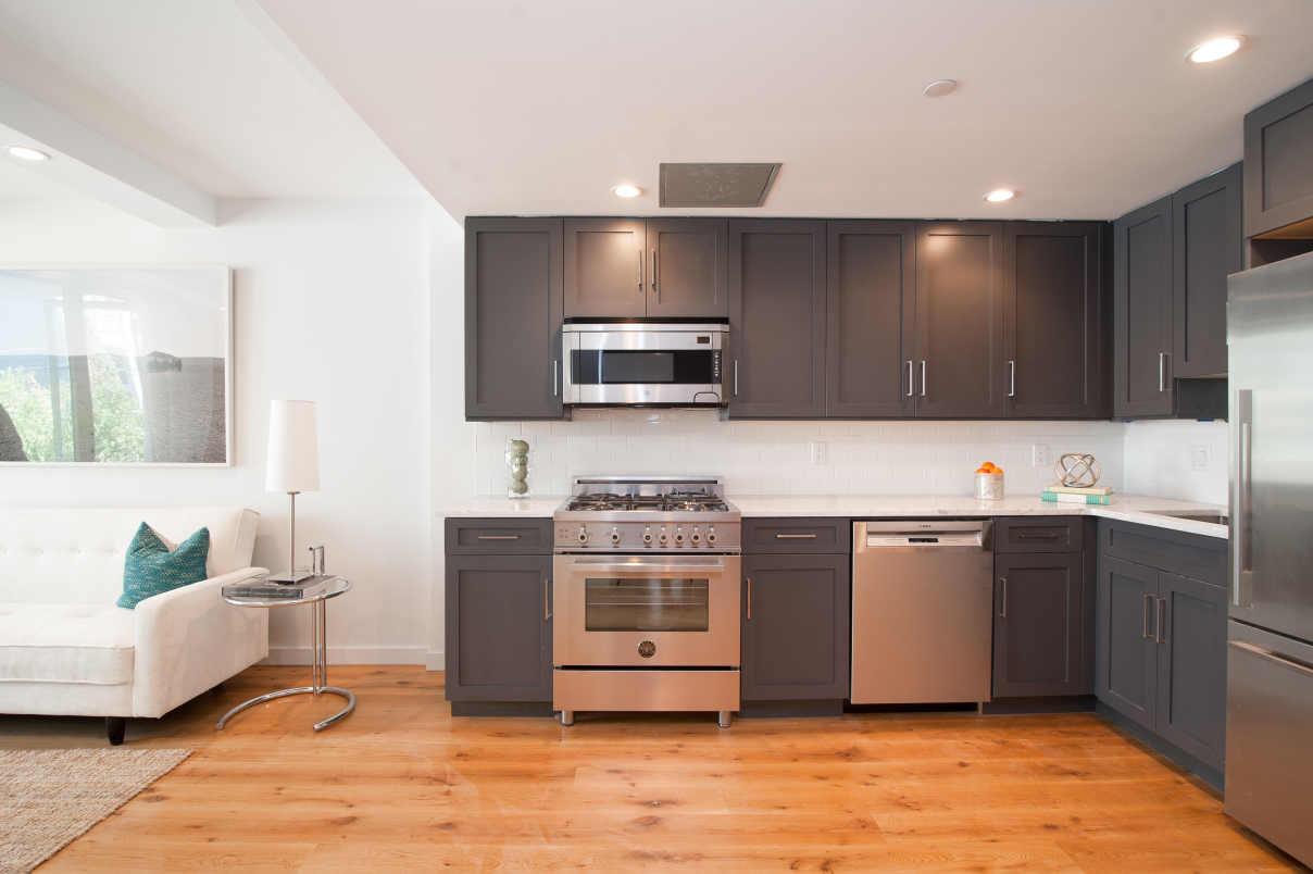 139 Meserole St, Brooklyn, NY 11206 - Photo 6 of 9