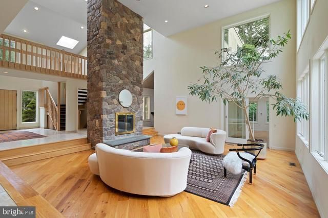 $865,000 | 866 Roscommon Road, Bryn Mawr, PA 19010