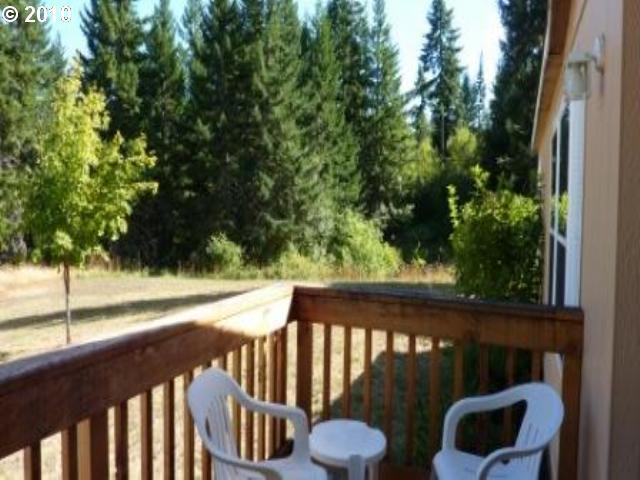 76 Pearce Road White Salmon, WA 98672 - Photo 10 of 16 Gallery Image 10