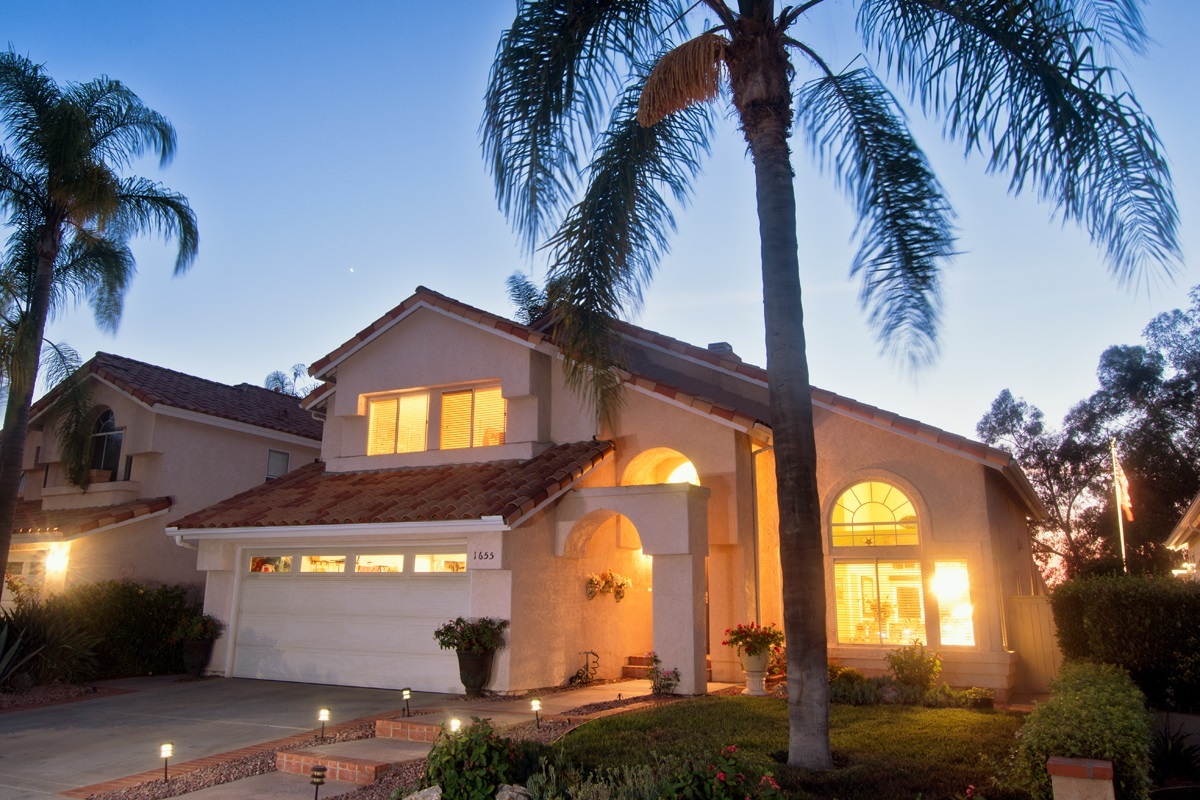 1655 Olympus Loop Drive Vista, CA 92081 - Photo 3 of 25