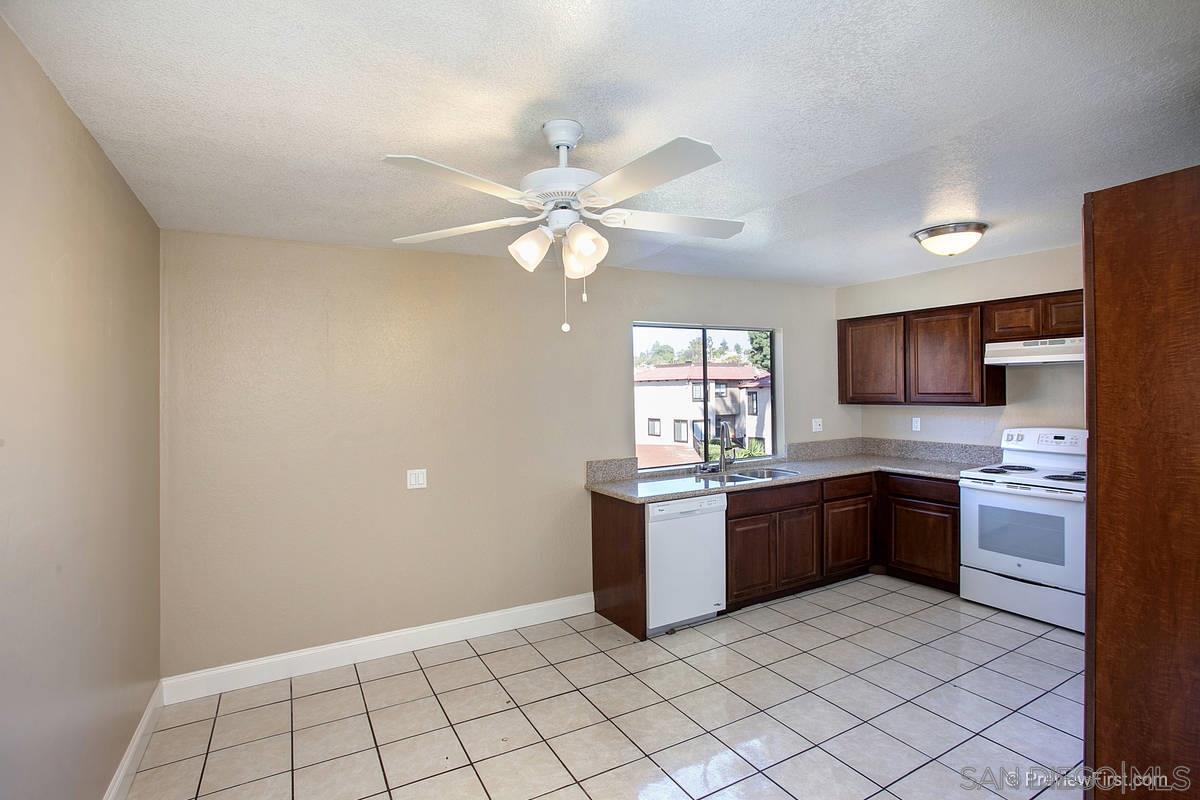 955 Postal Way, Unit 37 Vista, CA 92083 - Photo 5 of 17