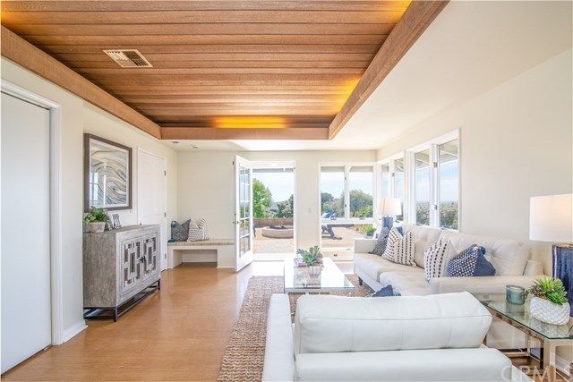 $2,700,000 | 2707 Blue Water Drive, Corona del Mar, CA 92625