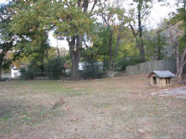438 South Center Street Collierville, TN 38017 - Photo 3 of 3 Gallery Image 3
