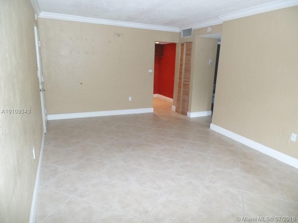 8609 Southwest 68th Court, Unit 26 Miami, FL 33156 - Photo 5 of 11