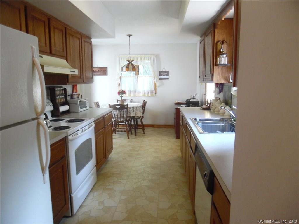 10 Hunting Ridge Farms Road Branford, CT 06405 - Photo 9 of 19