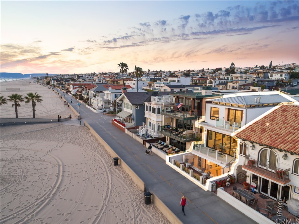 2120 The Strand Hermosa Beach, CA 90254 - Photo 47 of 51