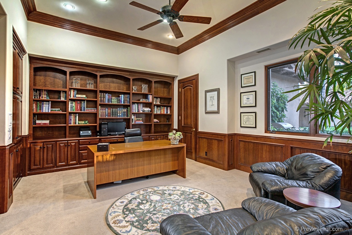 18050 Rancho La Cima Drive Rancho Santa Fe, CA 92067 - Photo 9 of 19