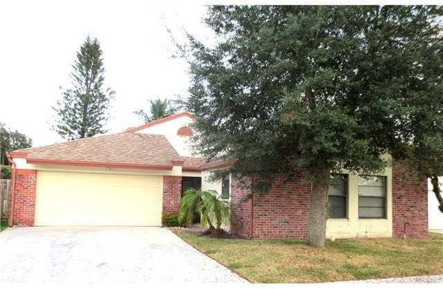 20990 Woodspring Avenue Boca Raton, FL 33428 - Photo 1 of 25 Gallery Image 1