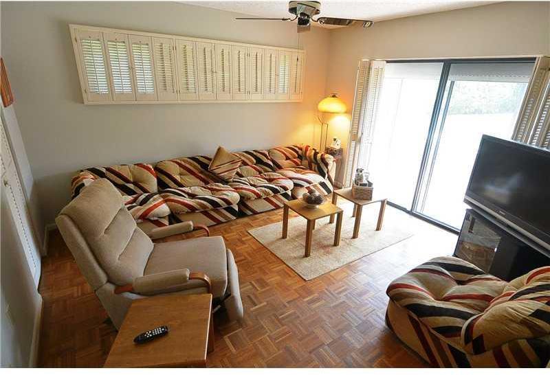 Emerald Hills Hollywood, FL 33021 - Photo 11 of 30