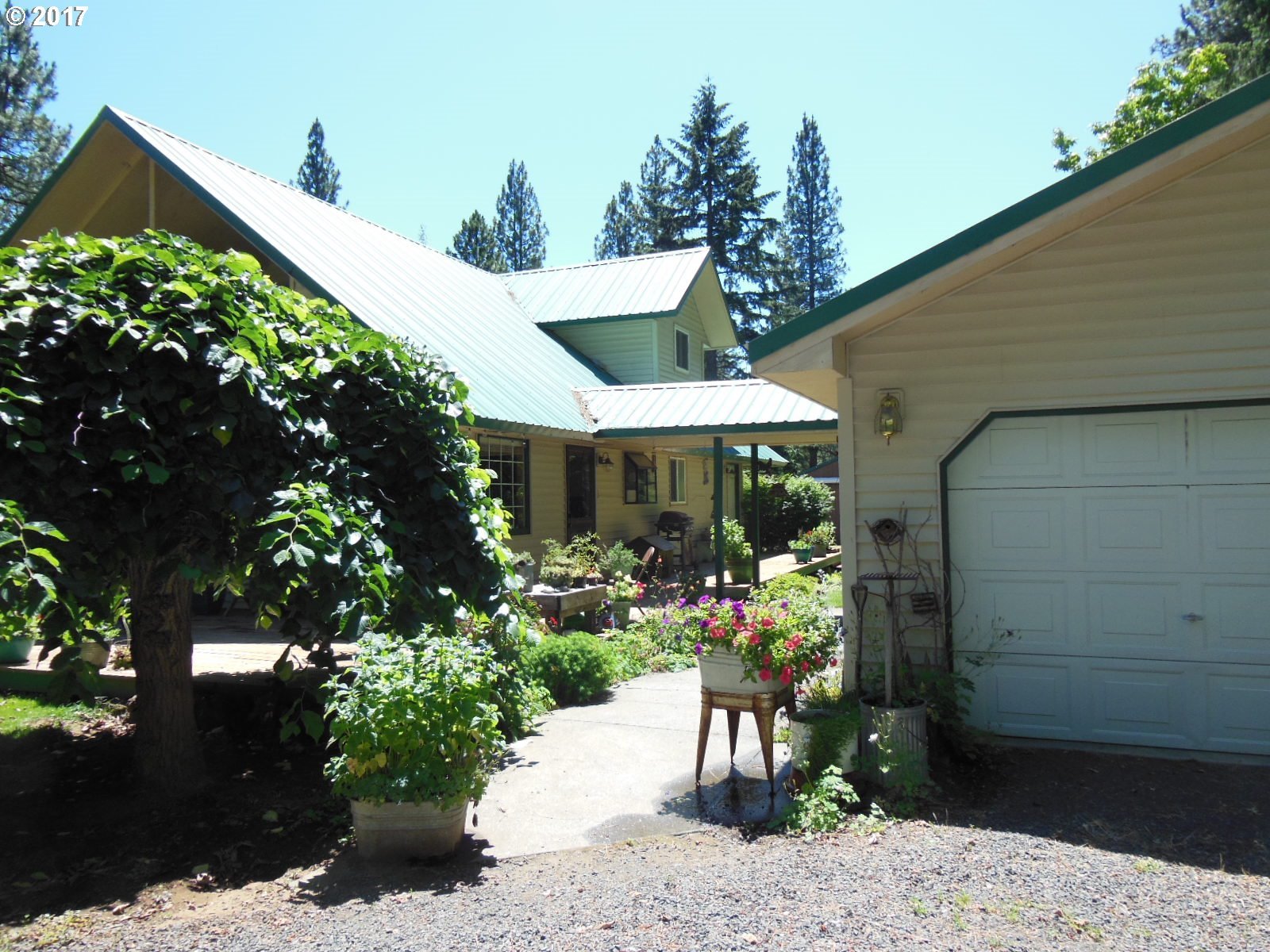 8 Pine Flat Road Trout Lake, WA 98650 - Photo 5 of 32 Gallery Image 5