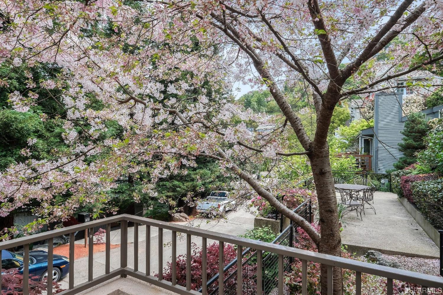 1072 Siler Place Berkeley, CA 94705 - Photo 5 of 44