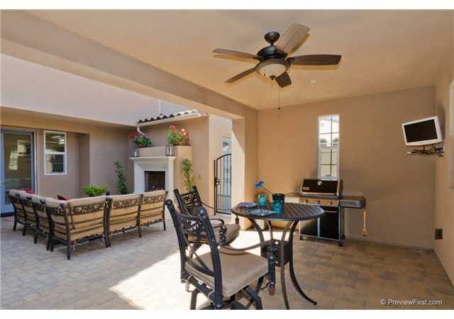 936 Bluejack Road Encinitas, CA 92024 - Photo 19 of 25 Gallery Image 19