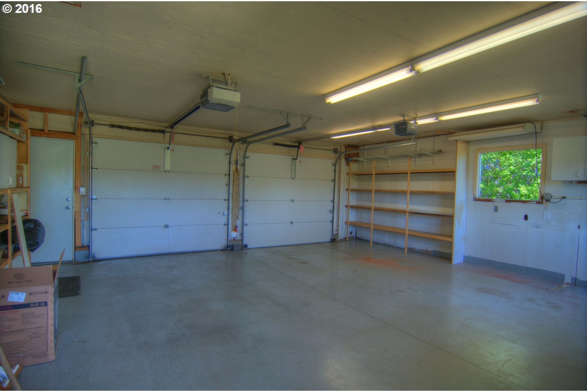 6354 Southwest Garden Home Road Portland, OR 97219 - Photo 20 of 28 Gallery Image 20