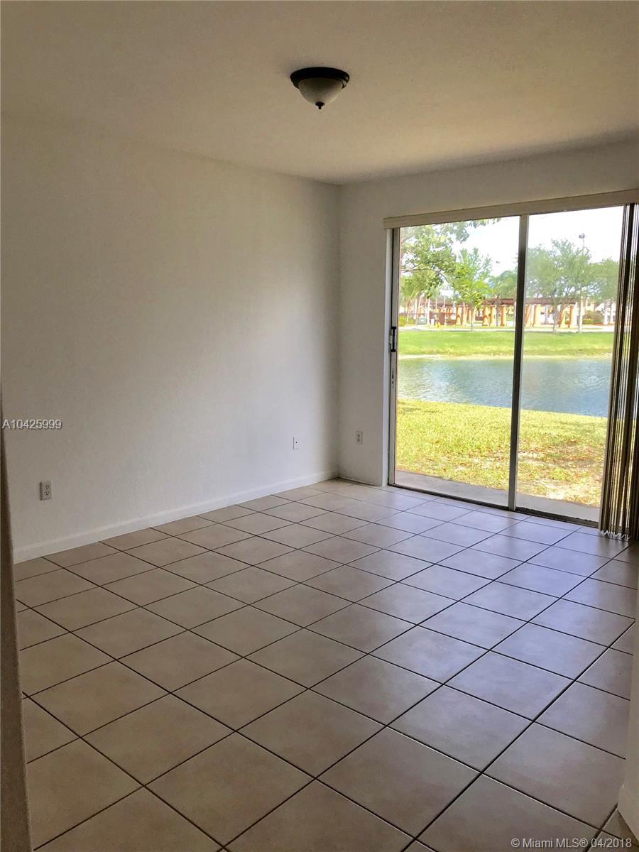 2757 Southeast 15th Road, Unit 100 Homestead, FL 33035 - Photo 5 of 17