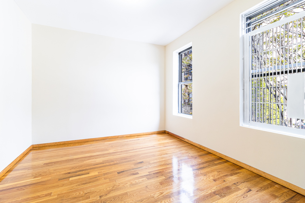 565 West 173rd Street, Unit 52 Manhattan, NY 10032 - Photo 2 of 11