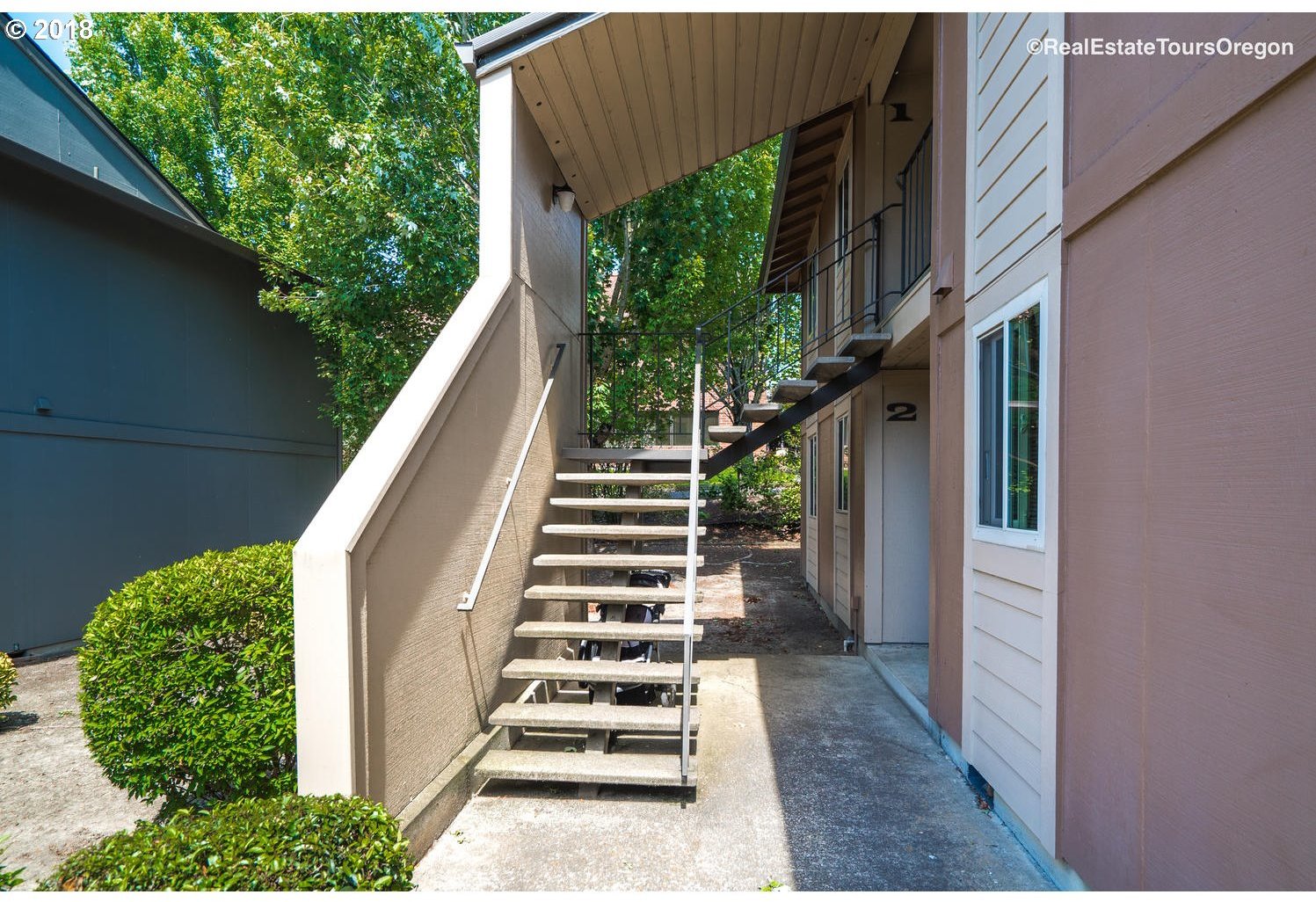 12642 Northwest Barnes Road, Unit 1 Portland, OR 97229 - Photo 3 of 19 Gallery Image 3