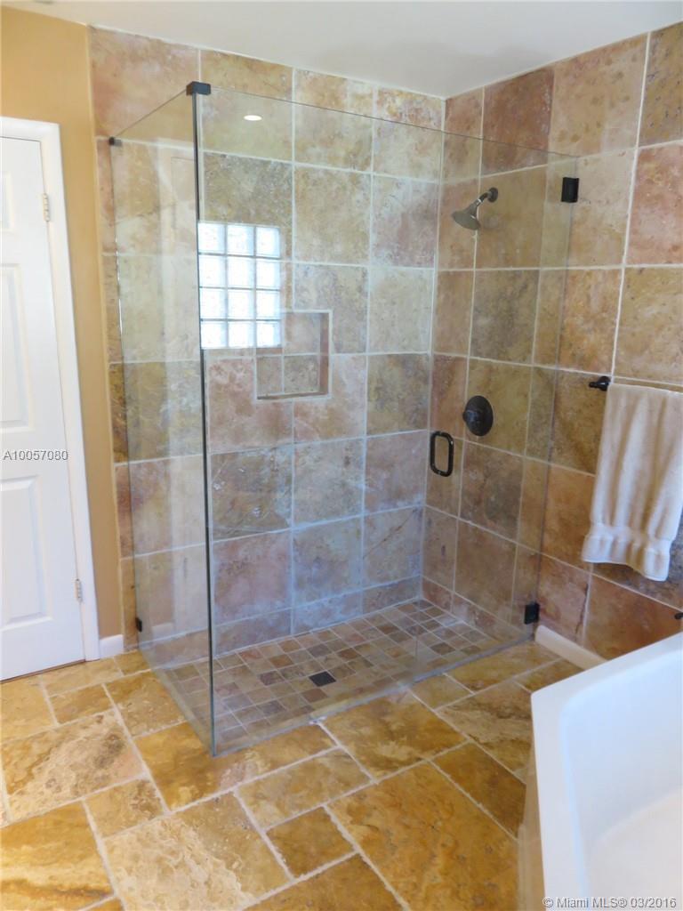 15650 Huntridge Road Davie, FL 33331 - Photo 20 of 27 Gallery Image 20