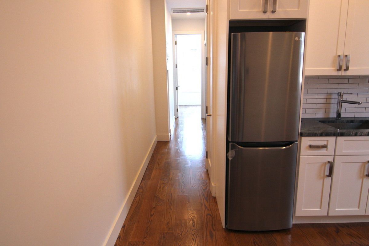 840 Franklin Avenue, Unit 2 Brooklyn, NY 11225 - Photo 2 of 6