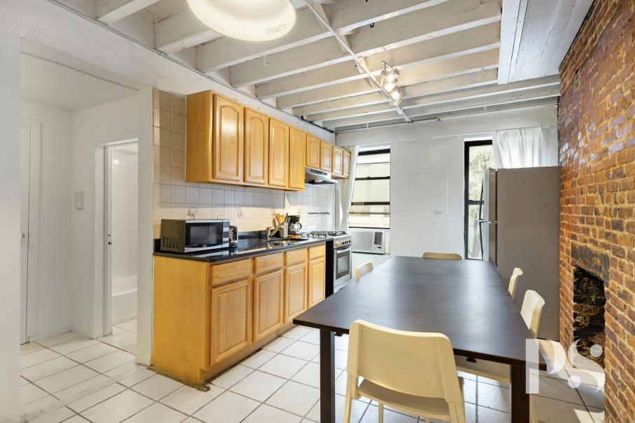 820 10th Avenue, Unit 3 Manhattan, NY 10019 - Photo 2 of 12