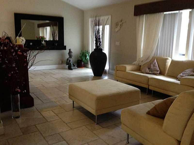 9687 Sun Pointe Drive Boynton Beach, FL 33437 - Photo 6 of 19