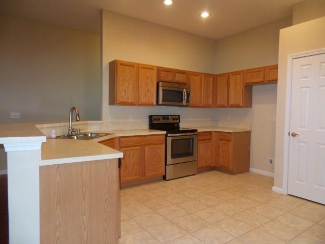 208 Merida Road St. Augustine, FL 32086 - Photo 4 of 33 Gallery Image 4