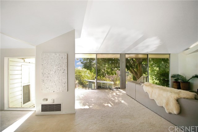 12445 Viewcrest Road Studio City, CA 91604 - Photo 11 of 28