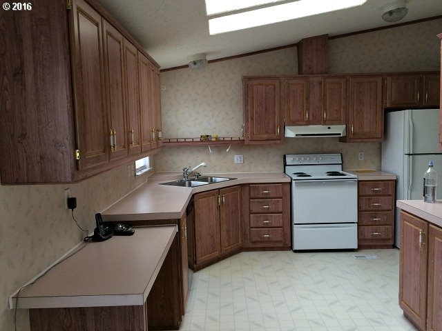 206 Shadow Ranch Lane Roseburg, OR 97470 - Photo 4 of 21 Gallery Image 4