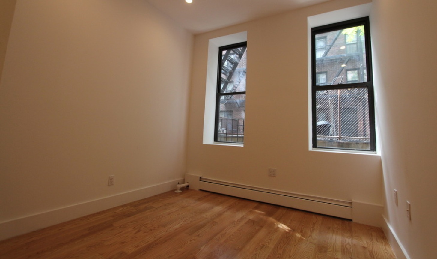 230 East 27th Street, Unit 22 Manhattan, NY 10016 - Photo 8 of 11