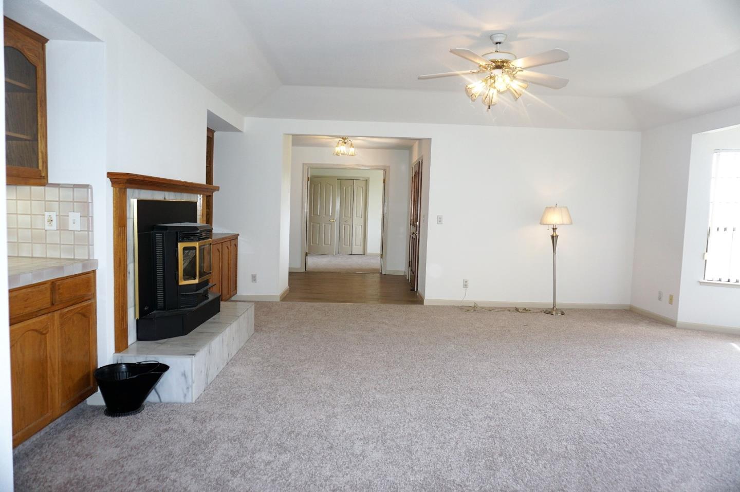 6600 Fairview Road Hollister, CA 95023 - Photo 9 of 35 Gallery Image 9