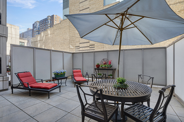 120 Riverside Boulevard 120 Riverside Blvd, Manhattan, NY 10069 - Photo 5 of 6