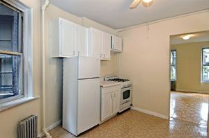 317 East 73rd Street, Unit 4RW Manhattan, NY 10021 - Photo 2 of 6