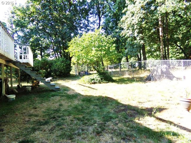 9451 Smith Road Southeast Aumsville, OR 97325 - Photo 5 of 30 Gallery Image 5