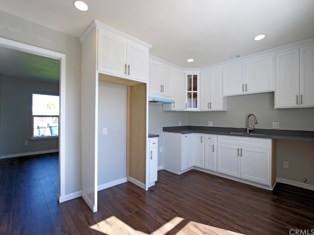 712 West Caldwell Street, Unit A Compton, CA 90220 - Photo 10 of 23