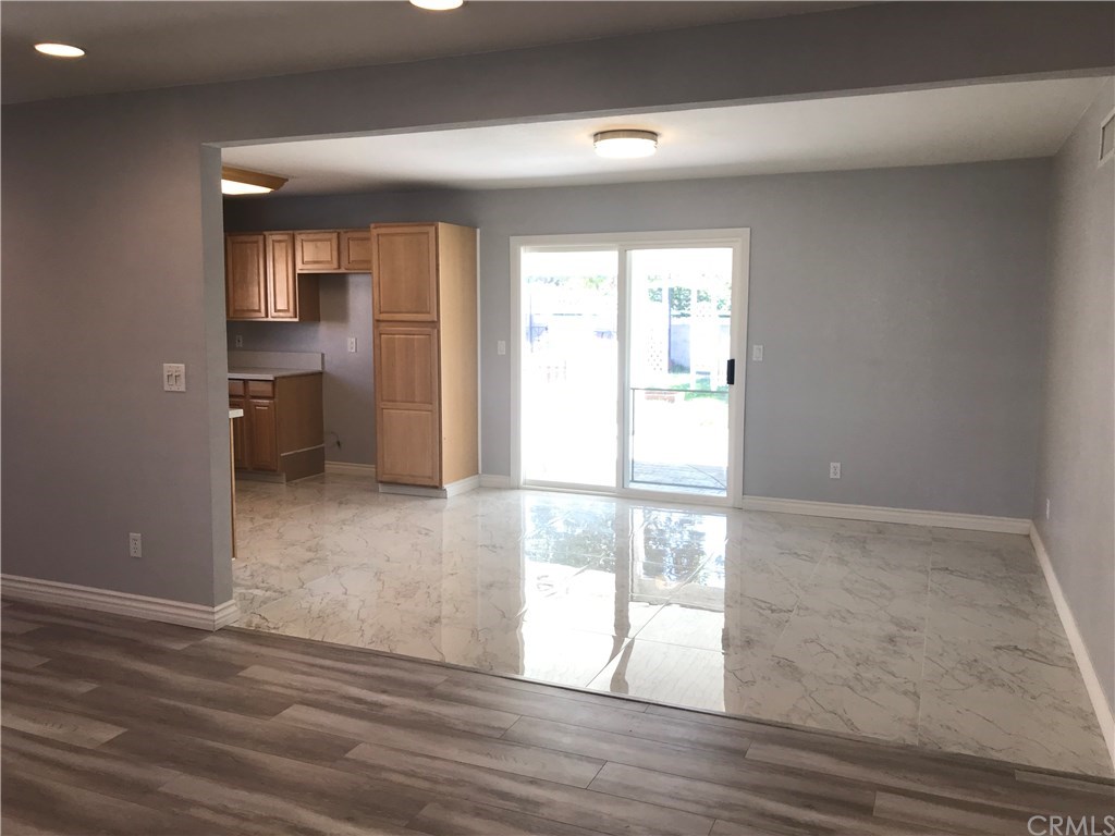 7196 Harding Circle Buena Park, CA 90620 - Photo 3 of 35