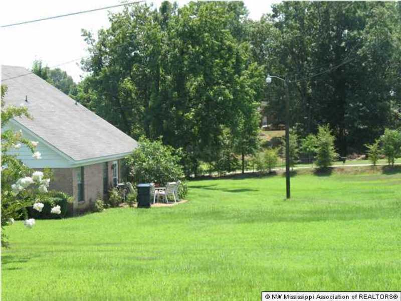 1909 Ross Road Olive Branch, MS 38654 - Photo 9 of 10 Gallery Image 9