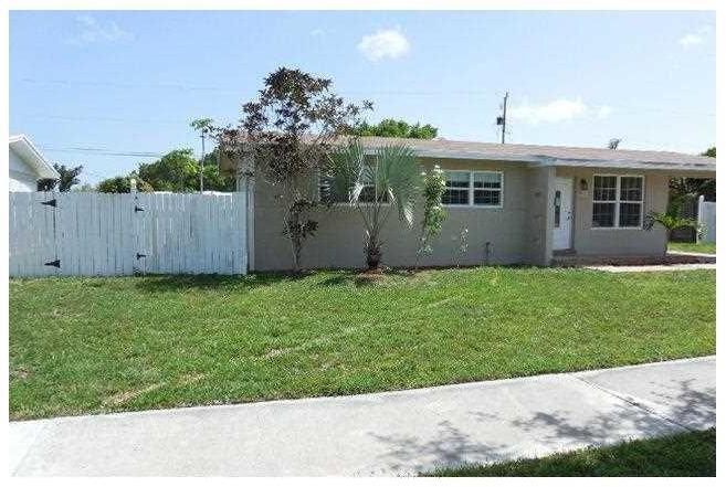 9470 Holiday Road Miami, FL 33157 - Photo 2 of 16