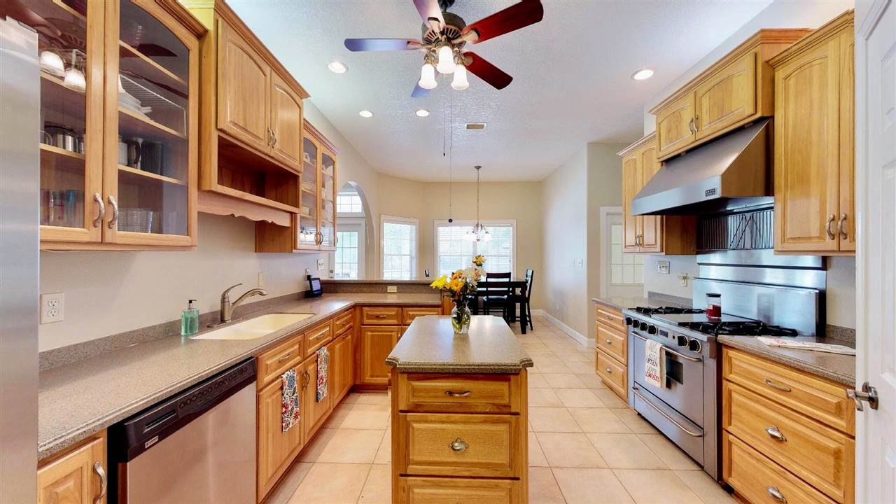 242 Silver Lake Road Palatka, FL 32177 - Photo 9 of 40 Gallery Image 9