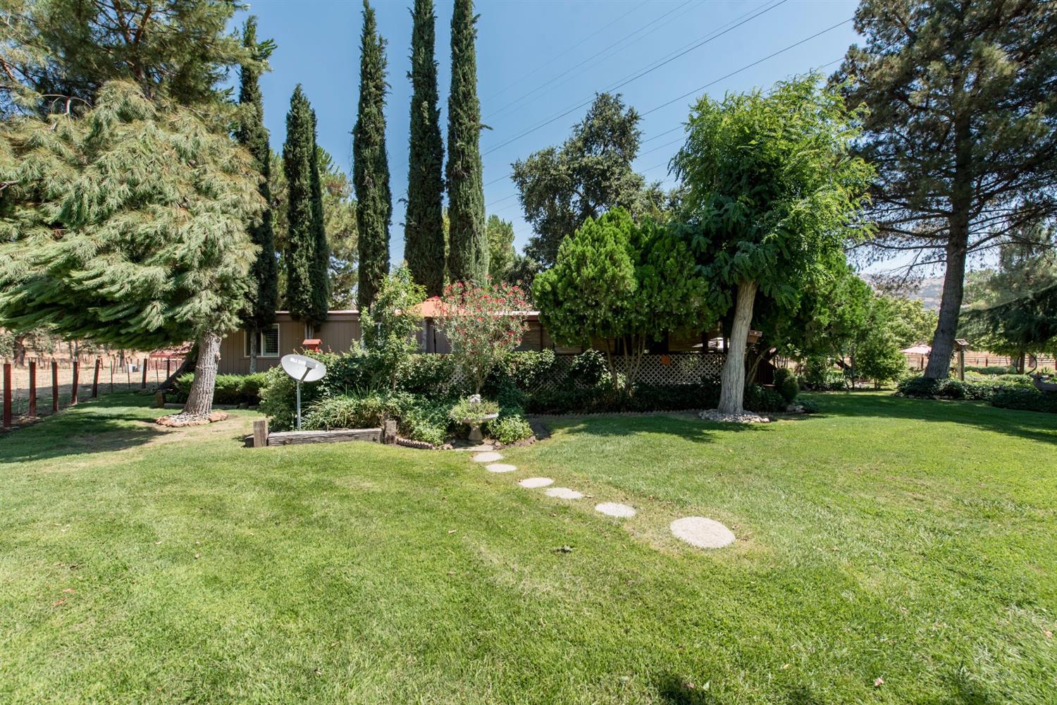 37732 Squaw Valley Road Squaw Valley, CA 93675 - Photo 21 of 44 Gallery Image 21