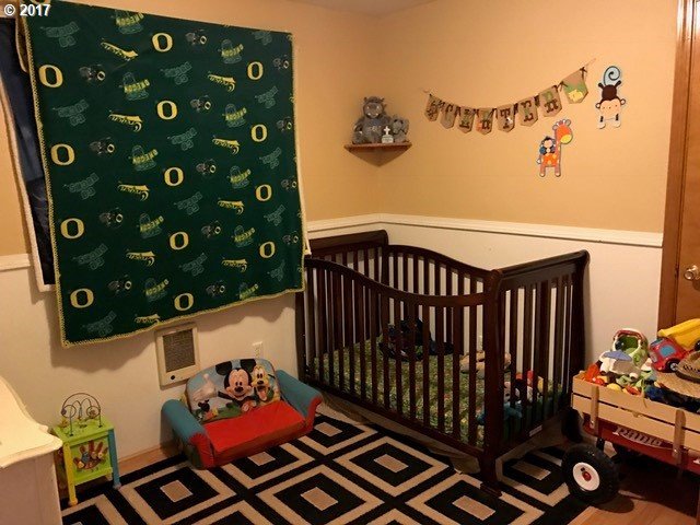 808 Southeast 7th Street Pendleton, OR 97801 - Photo 3 of 11