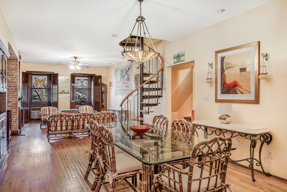 151 McGuinness Boulevard Brooklyn, NY 11222 - Photo 4 of 15