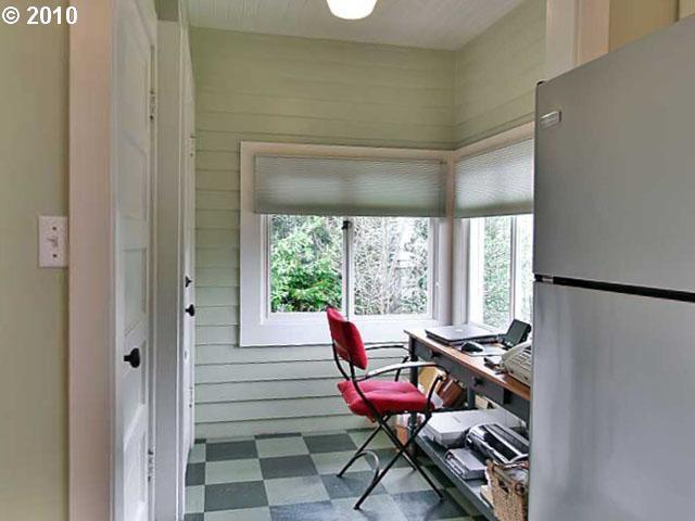1616 Southwest Laurel Street Portland, OR 97201 - Photo 8 of 16 Gallery Image 8